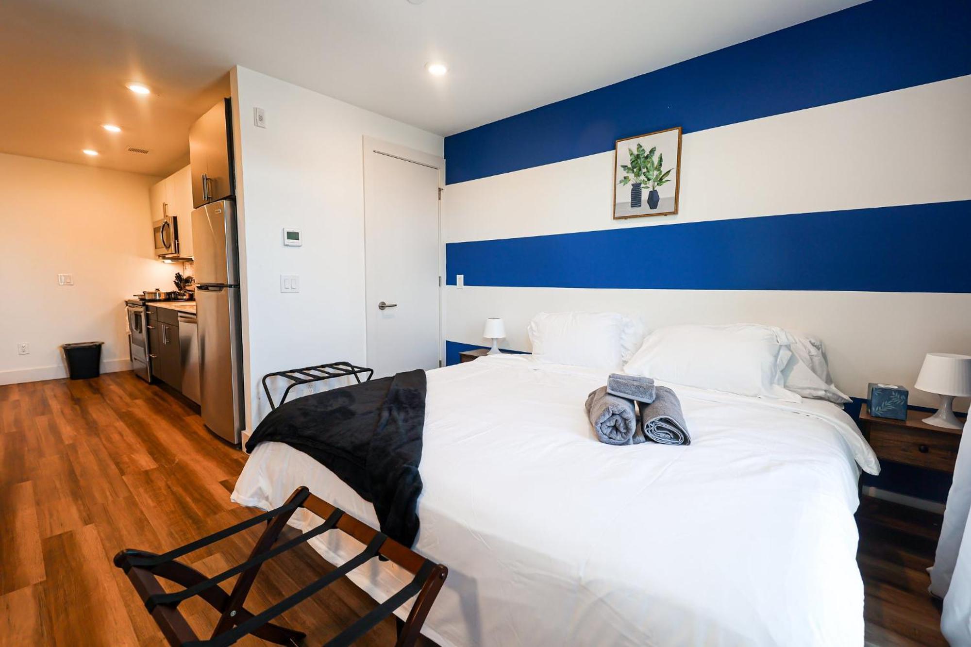 Apartment Modern Studioqueenbed-wifigym Philadelphia